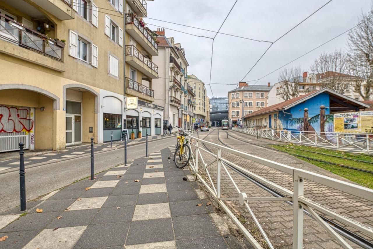 Le Petit Ideal Confort Gare Netflix Stationnement Proche Et Gratuit Apartment *